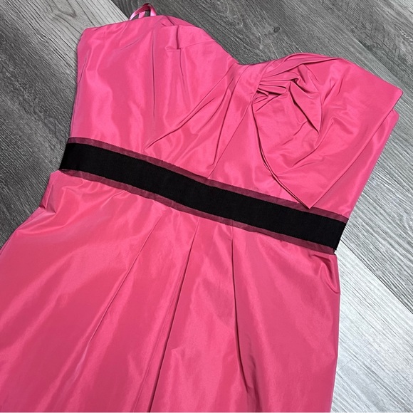 NWT BCBGMaxAzria Size 4 Strapless Cocktail Dress Mini Bow Sheath Neon Pink y2k - Picture 3 of 11